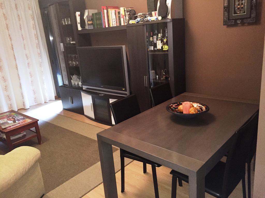 Apartamentos Mequedo Alcaniz Ruang foto