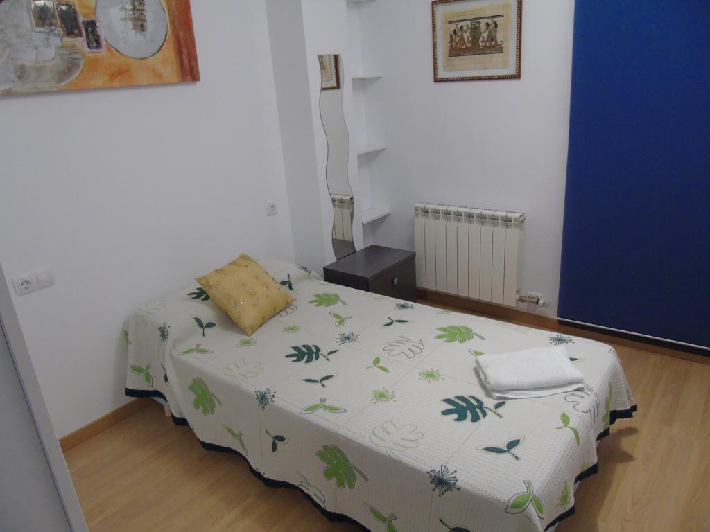 Apartamentos Mequedo Alcaniz Bagian luar foto