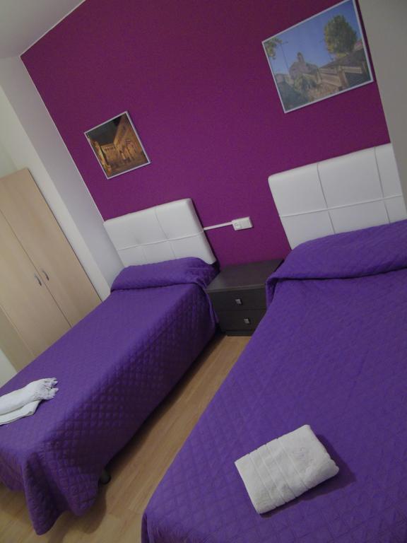 Apartamentos Mequedo Alcaniz Bagian luar foto